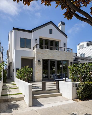 711 Marigold Avenue, Corona Del Mar, CA 92625