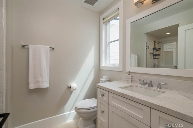711 Marigold Avenue, Corona Del Mar, CA 92625