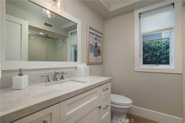 711 Marigold Avenue, Corona Del Mar, CA 92625