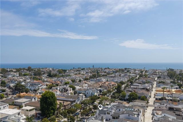 711 Marigold Avenue, Corona Del Mar, CA 92625