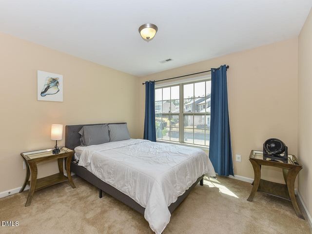 155 Cypress Hill Lane, Holly Springs, NC 27540