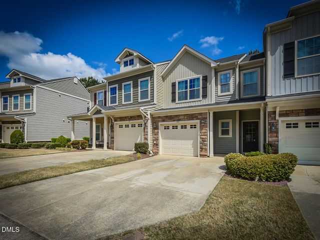 155 Cypress Hill Lane, Holly Springs, NC 27540