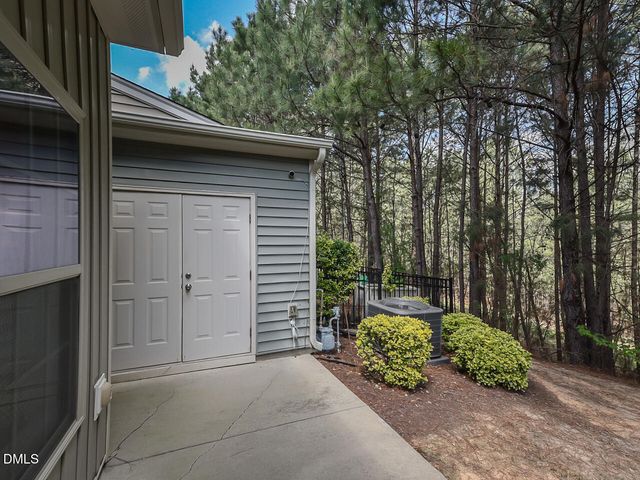 155 Cypress Hill Lane, Holly Springs, NC 27540