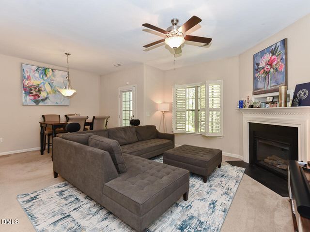 155 Cypress Hill Lane, Holly Springs, NC 27540