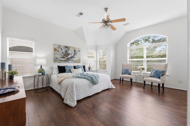 19 Fortuneberry Place, The Woodlands, TX 77382