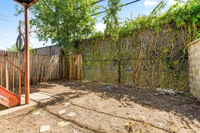 119 PEMBROKE Street, New York City, NY 11235