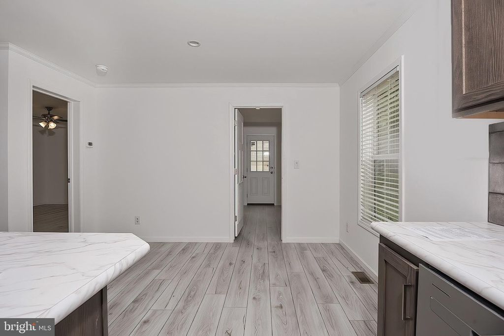 Image 11 of property listing at 125 WESTWOOD RD, Rising Sun, MD 21911