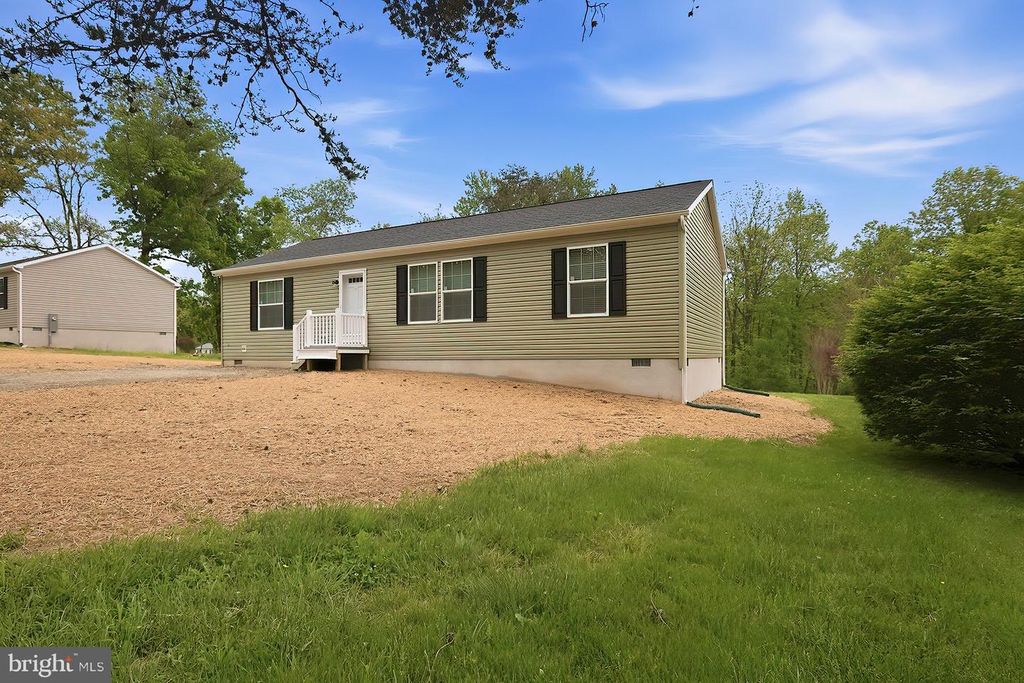 Image 3 of property listing at 125 WESTWOOD RD, Rising Sun, MD 21911