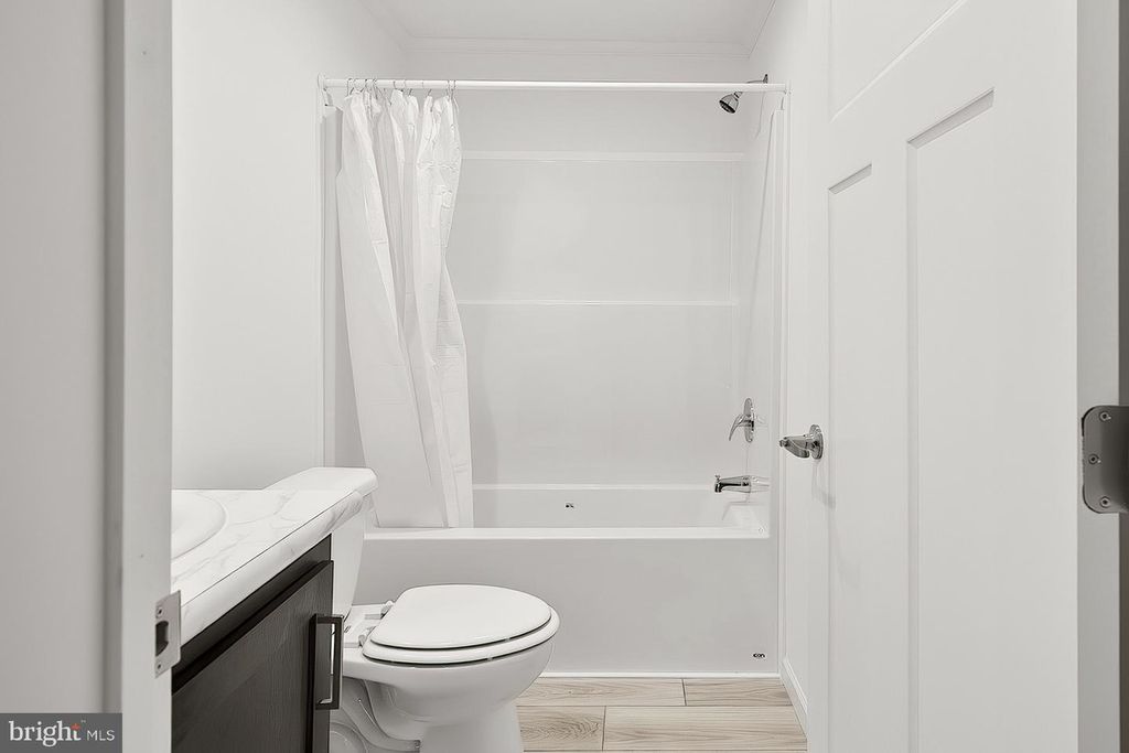 Image 25 of property listing at 125 WESTWOOD RD, Rising Sun, MD 21911