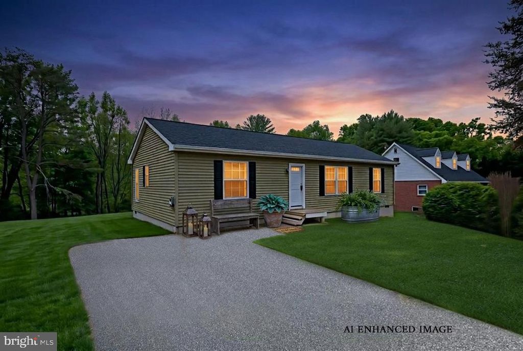 Image 4 of property listing at 125 WESTWOOD RD, Rising Sun, MD 21911