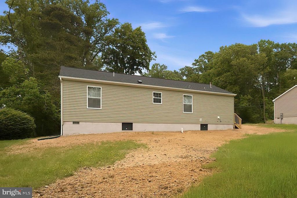 Image 31 of property listing at 125 WESTWOOD RD, Rising Sun, MD 21911