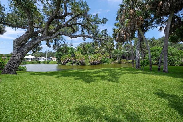 3643 MERIDALE ROAD, Sarasota, FL 34238