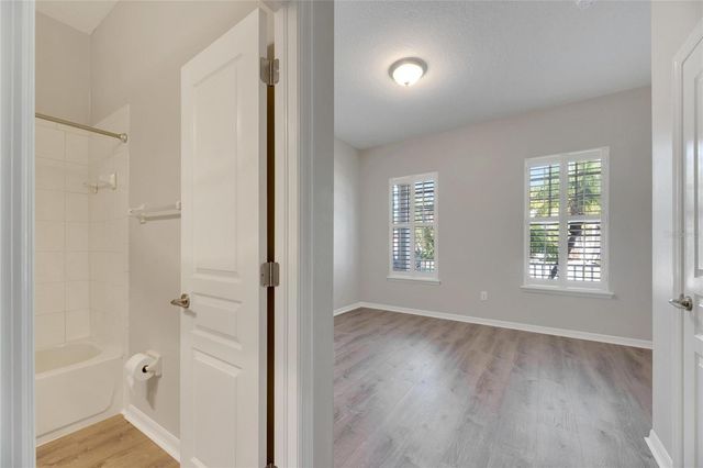 528 ISLEBAY DRIVE, Apollo Beach, FL 33572