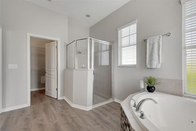 528 ISLEBAY DRIVE, Apollo Beach, FL 33572