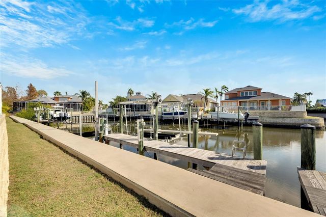 528 ISLEBAY DRIVE, Apollo Beach, FL 33572