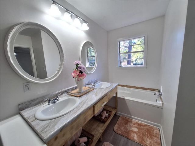 1607 HWY 1204 None, Pineville, LA 71360