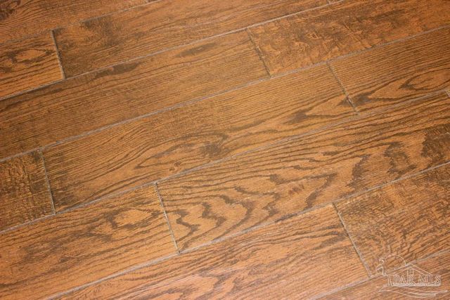 2152 Atwood Dr, Pensacola, FL 32514