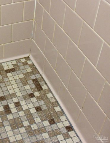 2152 Atwood Dr, Pensacola, FL 32514