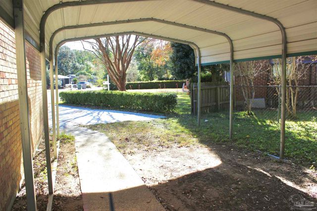 2152 Atwood Dr, Pensacola, FL 32514