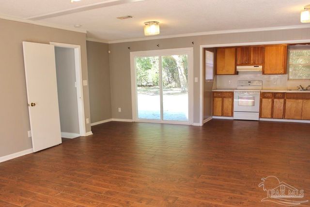 2152 Atwood Dr, Pensacola, FL 32514