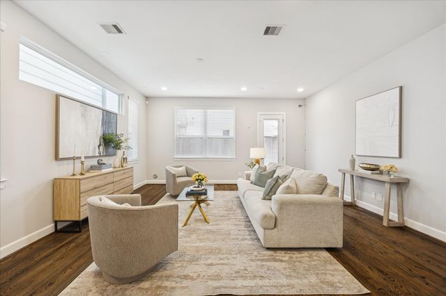 1213 Crockett Street, Houston, TX 77007