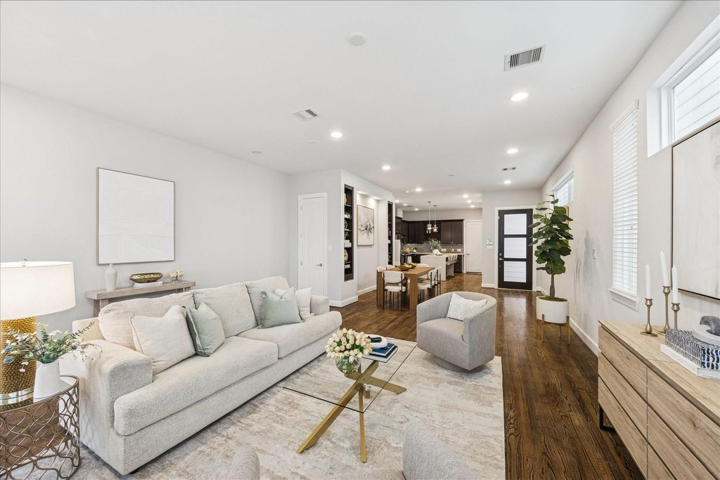 1213 Crockett Street, Houston, TX 77007