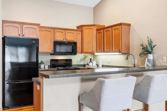 818 RUNDQUIST WAY, Kimberly, WI 54136