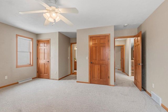 818 RUNDQUIST WAY, Kimberly, WI 54136