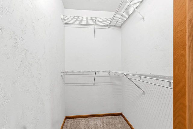 818 RUNDQUIST WAY, Kimberly, WI 54136