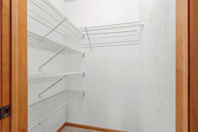 818 RUNDQUIST WAY, Kimberly, WI 54136