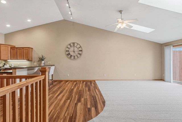 818 RUNDQUIST WAY, Kimberly, WI 54136