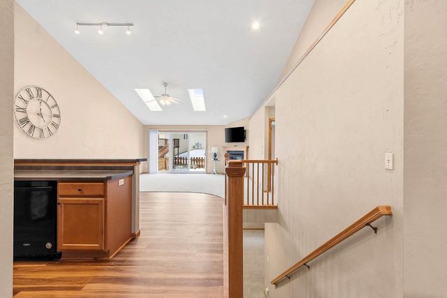 818 RUNDQUIST WAY, Kimberly, WI 54136