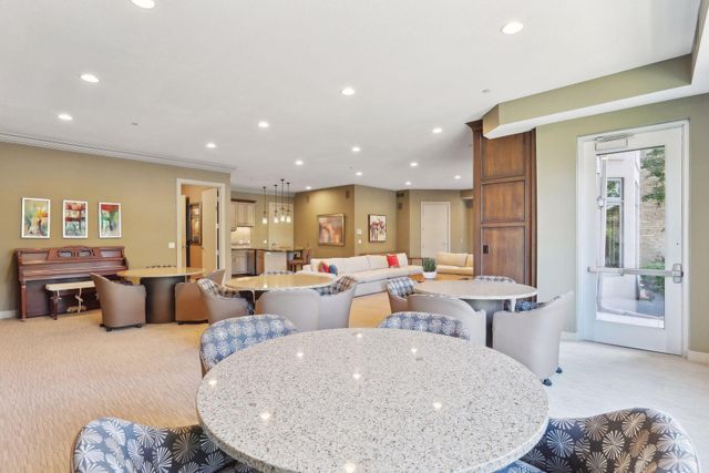 555 Oak Ridge Place 150, Hopkins, MN 55305