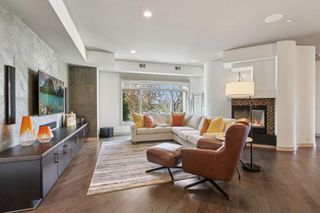 555 Oak Ridge Place 150, Hopkins, MN 55305