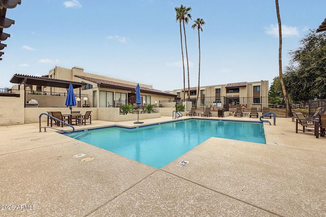 3825 E CAMELBACK Road 122, Phoenix, AZ 85018