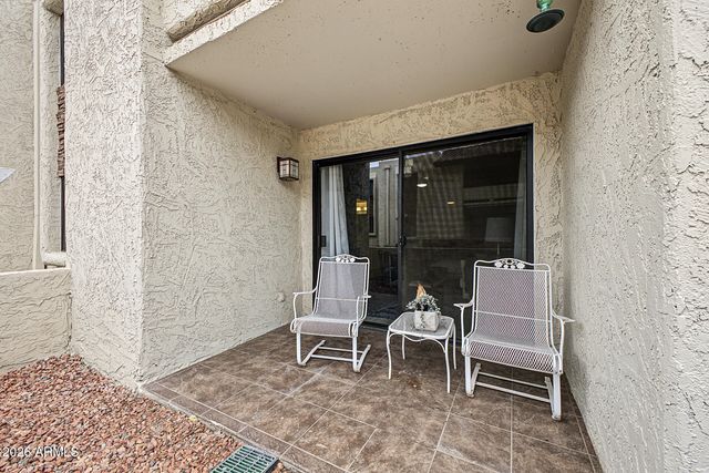 3825 E CAMELBACK Road 122, Phoenix, AZ 85018