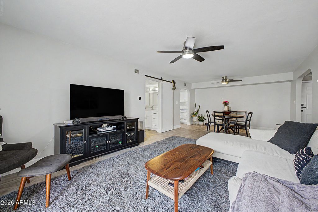 3825 E CAMELBACK Road 122, Phoenix, AZ 85018 — photo 3