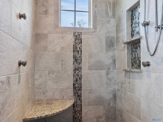 343 Mccutcheon Lane, Toney, AL 35773