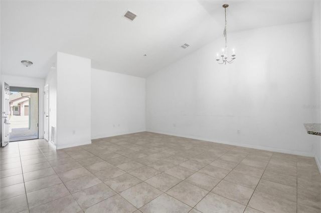 30 SLUMBER PATH, Palm Coast, FL 32164