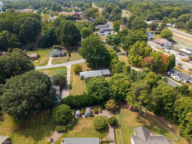 255 Conrad Circle, Lewisville, NC 27023