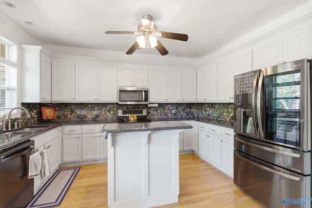 7104 Tull Water Drive SE, Owens Cross Roads, AL 35763