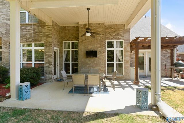 7104 Tull Water Drive SE, Owens Cross Roads, AL 35763