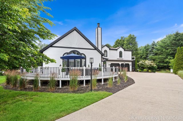 1729 Waukazoo Drive, Holland, MI 49424