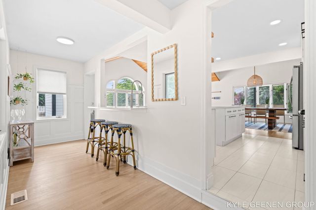1729 Waukazoo Drive, Holland, MI 49424