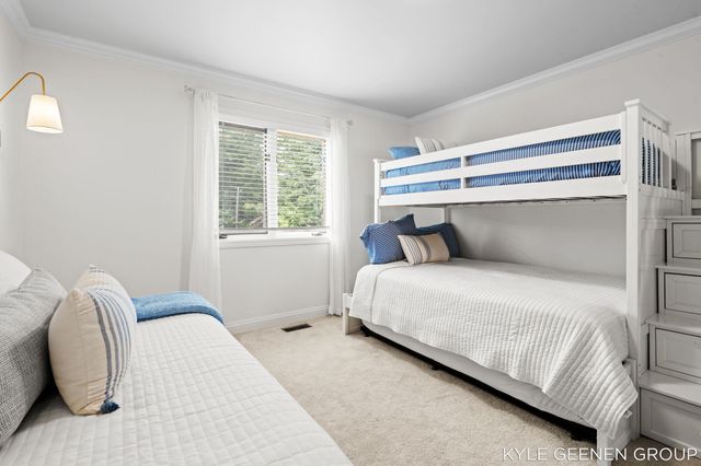 1729 Waukazoo Drive, Holland, MI 49424