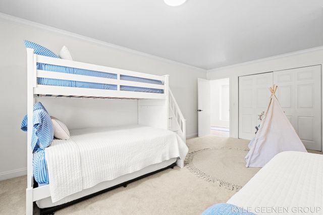 1729 Waukazoo Drive, Holland, MI 49424