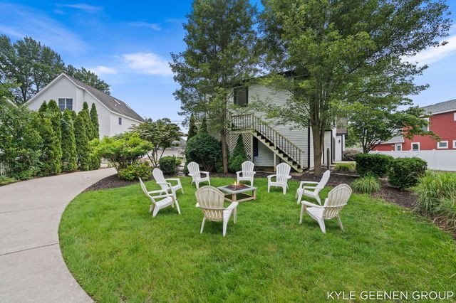 1729 Waukazoo Drive, Holland, MI 49424