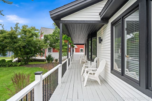 1729 Waukazoo Drive, Holland, MI 49424