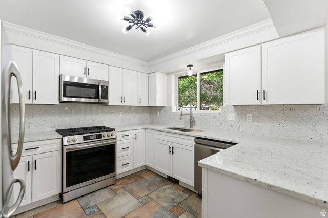 1022 E 3200 N, North Ogden, UT 84414