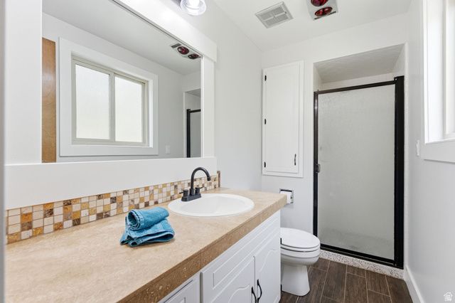 1022 E 3200 N, North Ogden, UT 84414